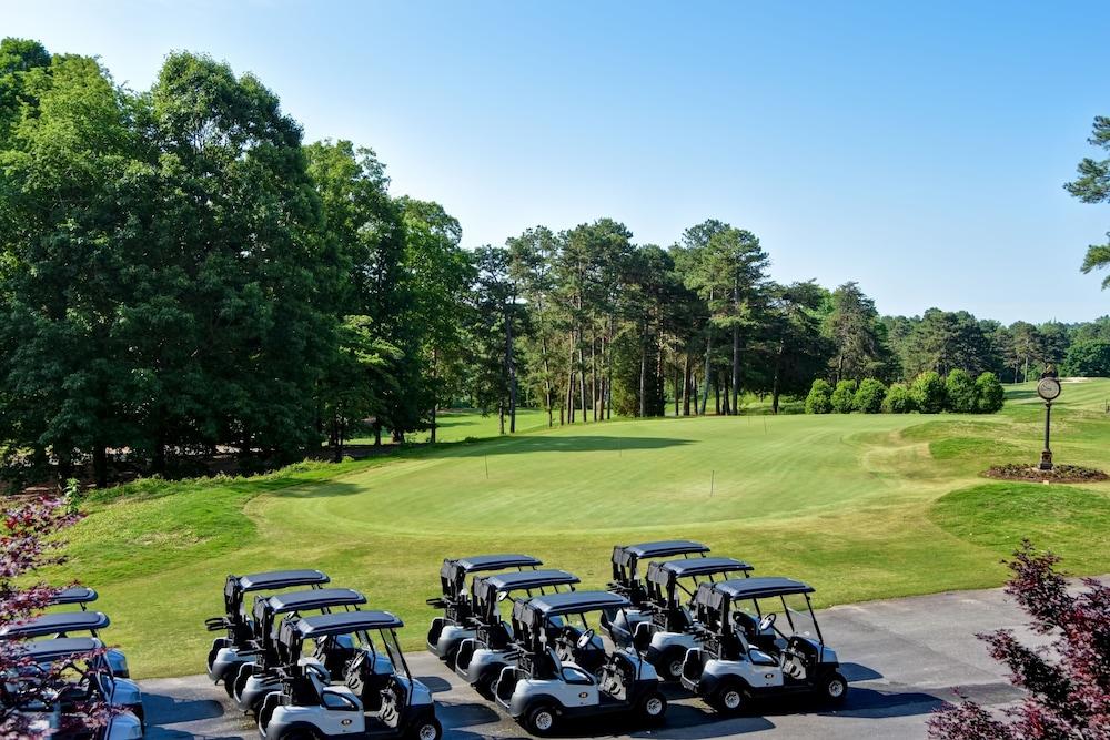 Embassy Suites Greenville Golf Resort & Conference Center Екстериор снимка