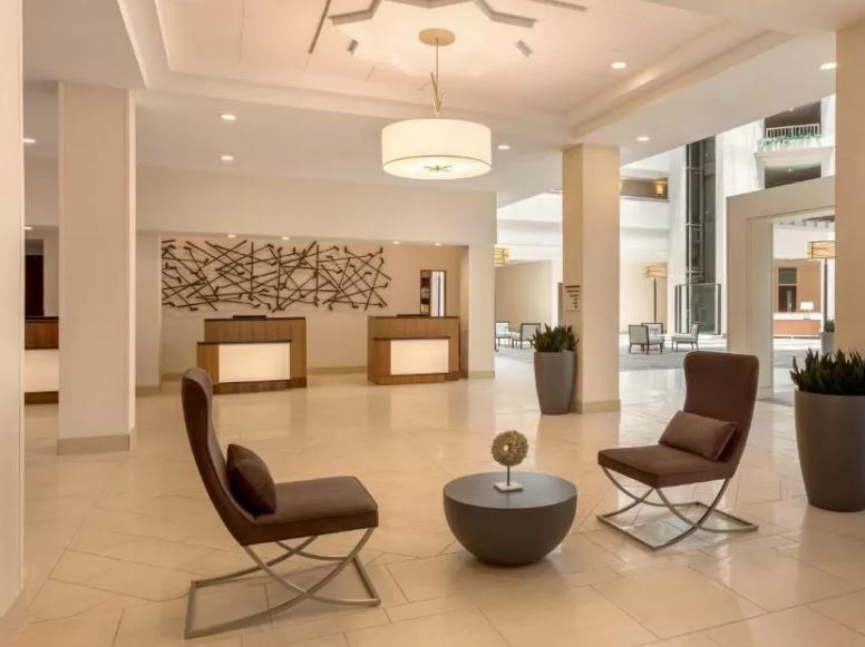 Embassy Suites Greenville Golf Resort & Conference Center Екстериор снимка